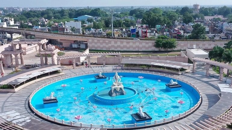Excited Ujjain: Ahead of Mahakal Lok opening, flyover turns into 'selfie point'